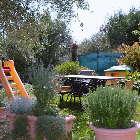 Lägenhet Agriturismo Ca Di Ughi Diano San Pietro